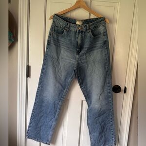 Free people wide legged cropped jeans size 30